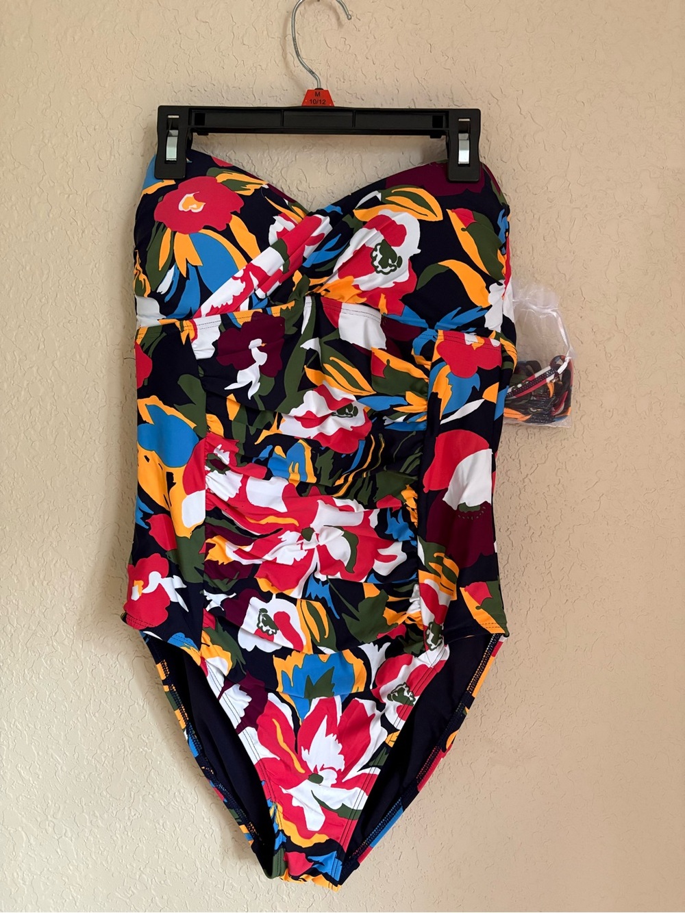 NWT Anne Cole Floral One-Piece Swimsuit in Multicolor (navy, red, white)